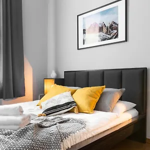 Friendhouse Avenue Apartmán